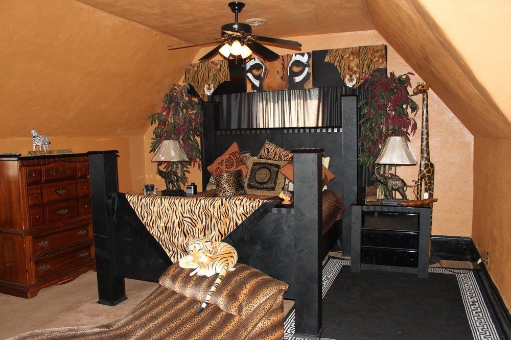 Bed & Breakfast West End 3*