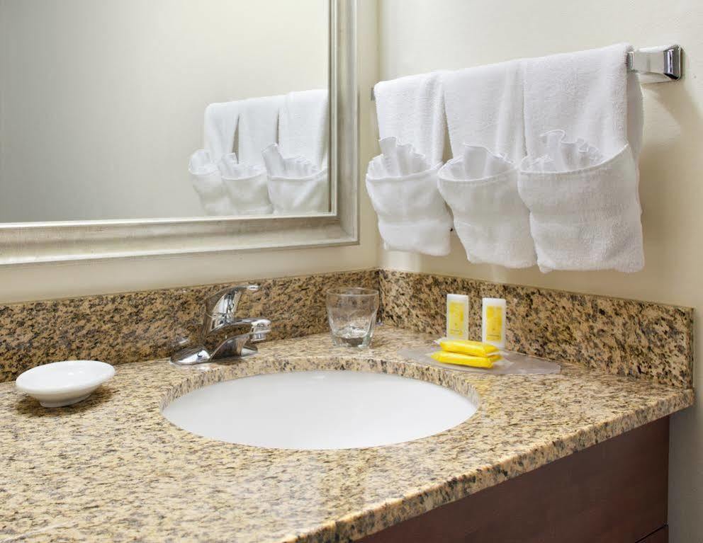 By Marriott Downtown 3*