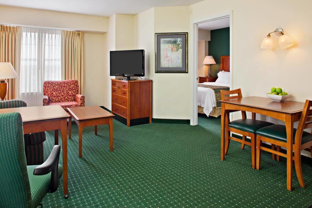 Hotel By Marriott Downtown