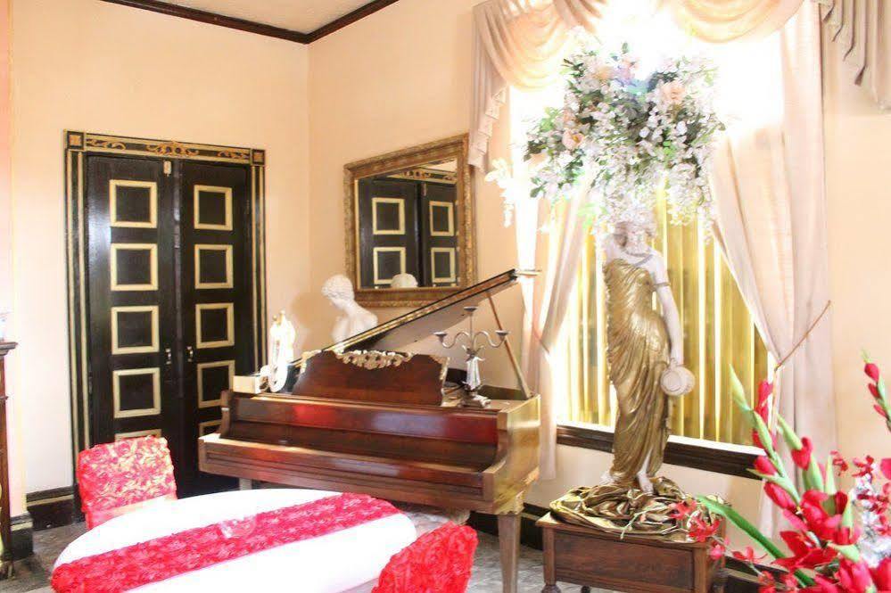 West End Bed & Breakfast