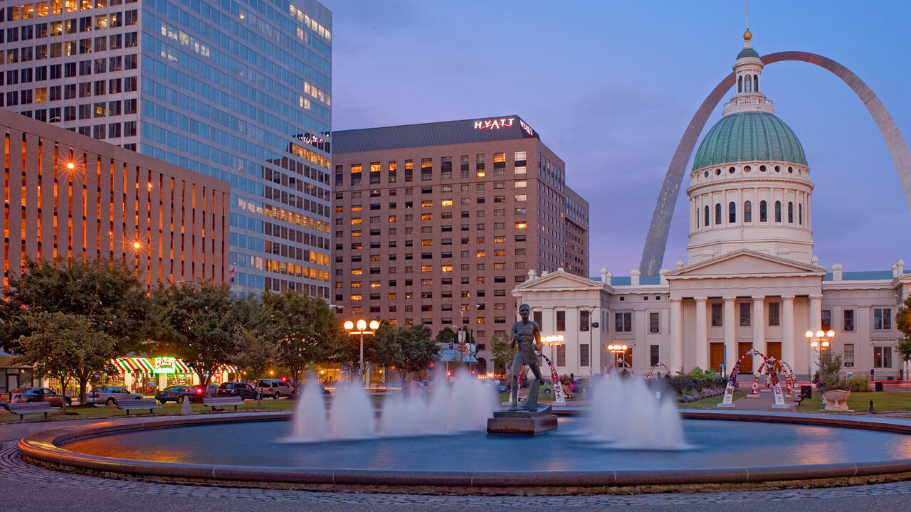 Hyatt Regency At The Arch 4*