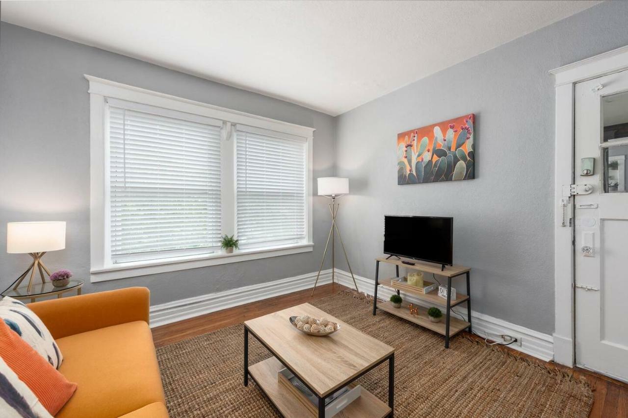 Charming & Historic 1br Apartment Saint Louis