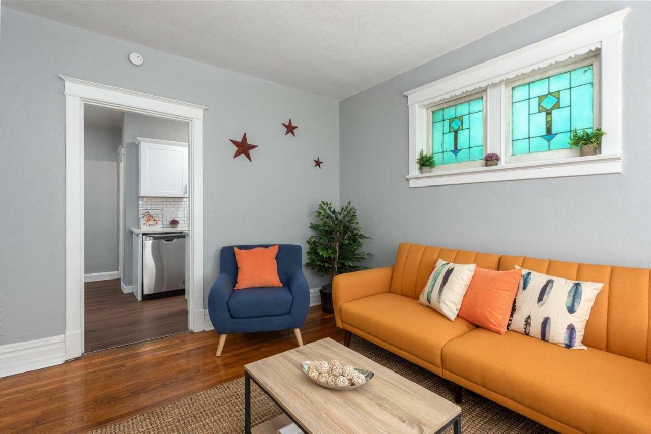 Charming & Historic 1br Apartment Saint Louis