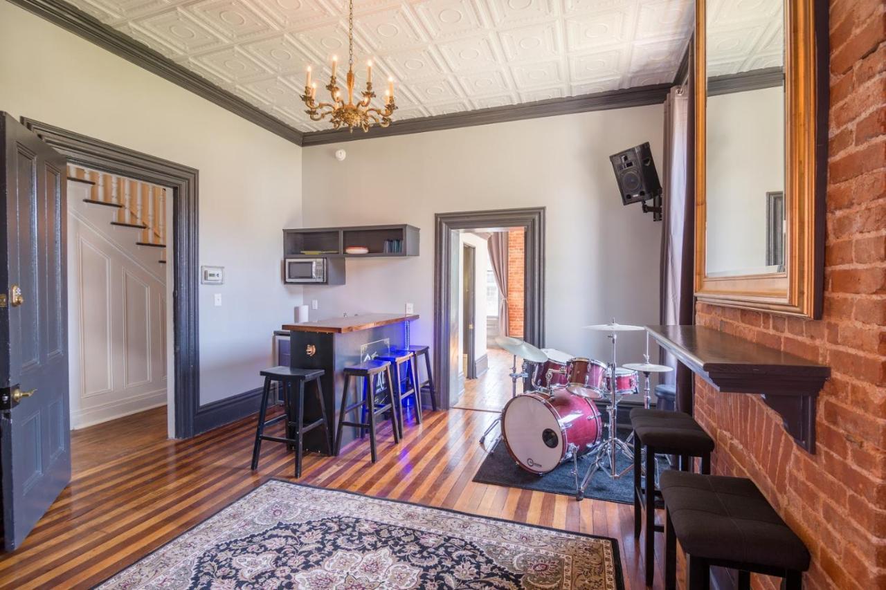 The Pocket- Where Music Meets Hospitality *