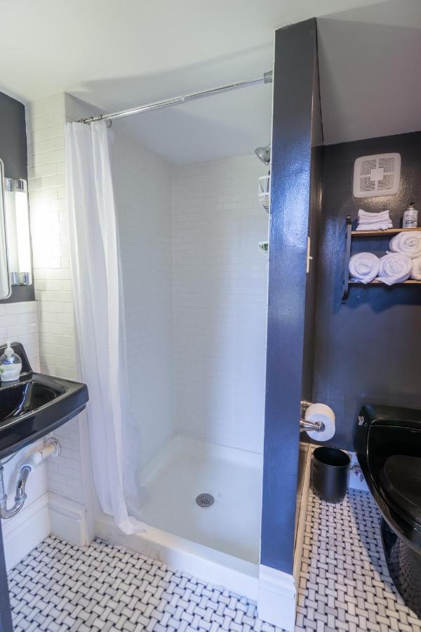 The Pocket- Where Music Meets Hospitality Apartment *