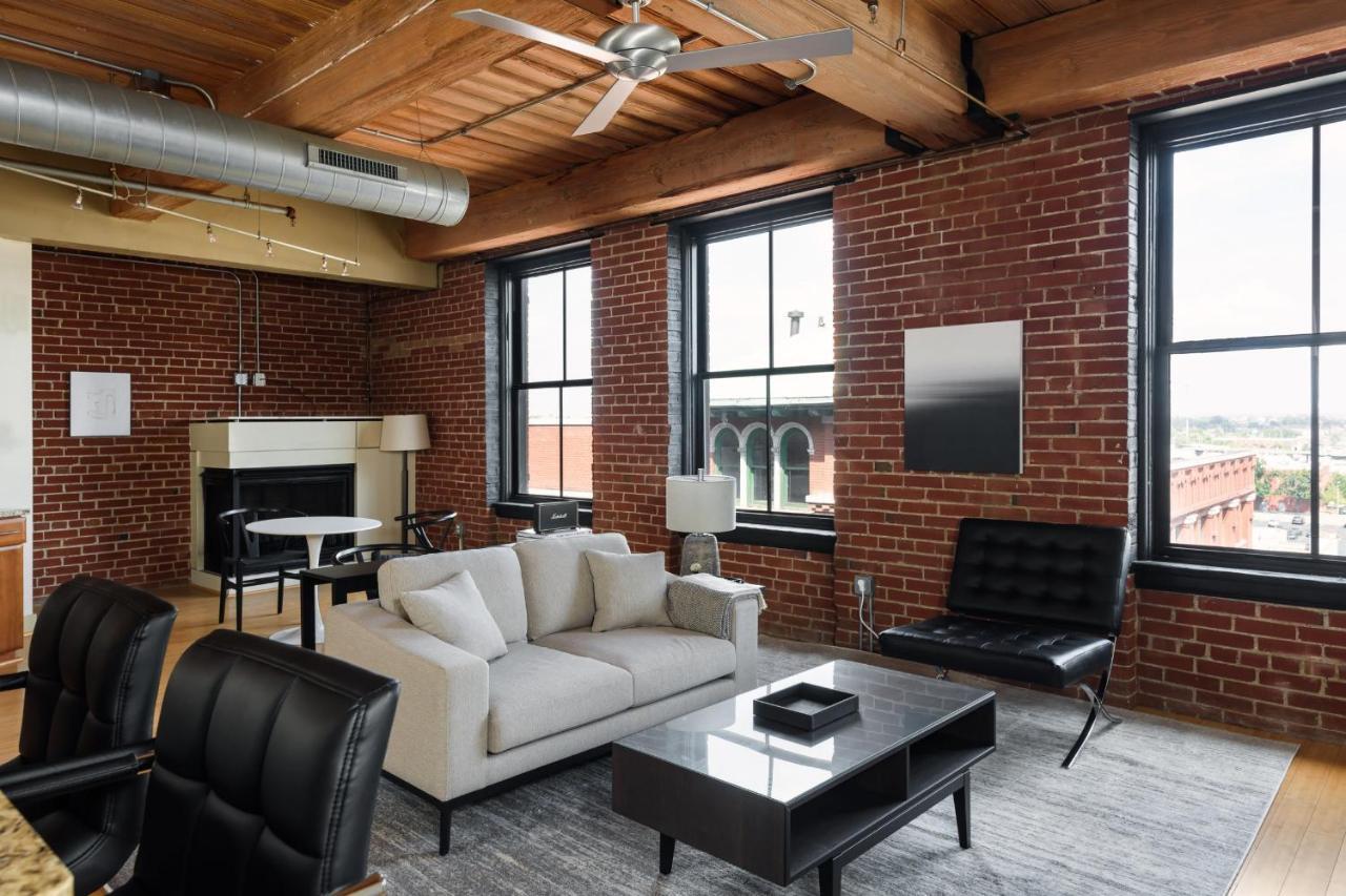 Apartment Spacious Dt 2br With Gym By Zencity *