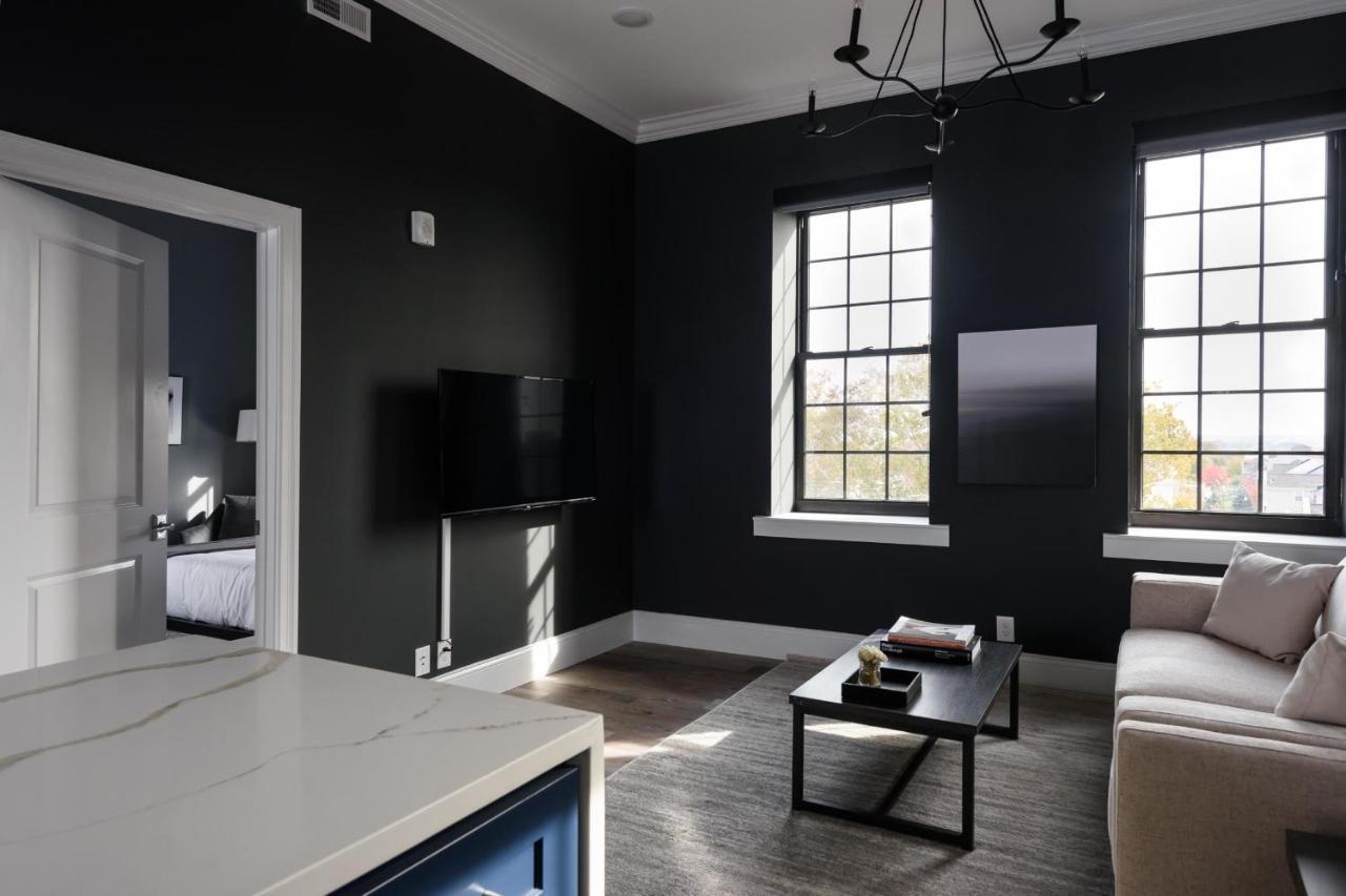 Apartment Frontdesk Beautiful 1 Bedroom Apt With View