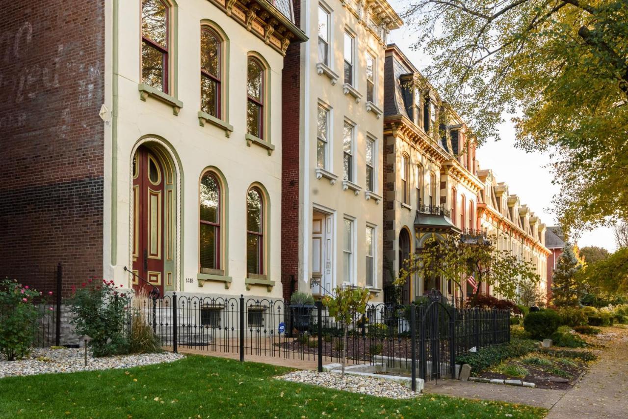 Apartment Frontdesk 1 Bedroom Apt 3 Miles To Botanical Gardens Saint Louis