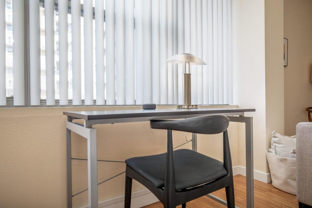 Cozy Dt Studio With Full Kitchen By Zencity