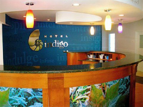 Express West End By Ihg Hotel Saint Louis
