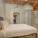 Frontdesk Open 2 Bedroom Apt Near Busch Stadium
