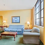 Oyo Hotel St Louis Downtown City Center Mo