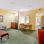 Oyo Hotel St Louis Downtown City Center Mo