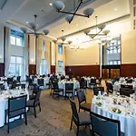 The Knight Center At Washington University