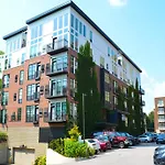 275 On The Park - Congress Apartments By Barsala