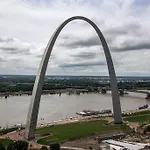 City Place Downtown St. Louis Hotel