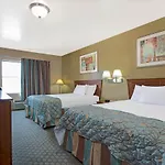 Days Inn By Wyndham Downtown St. Louis