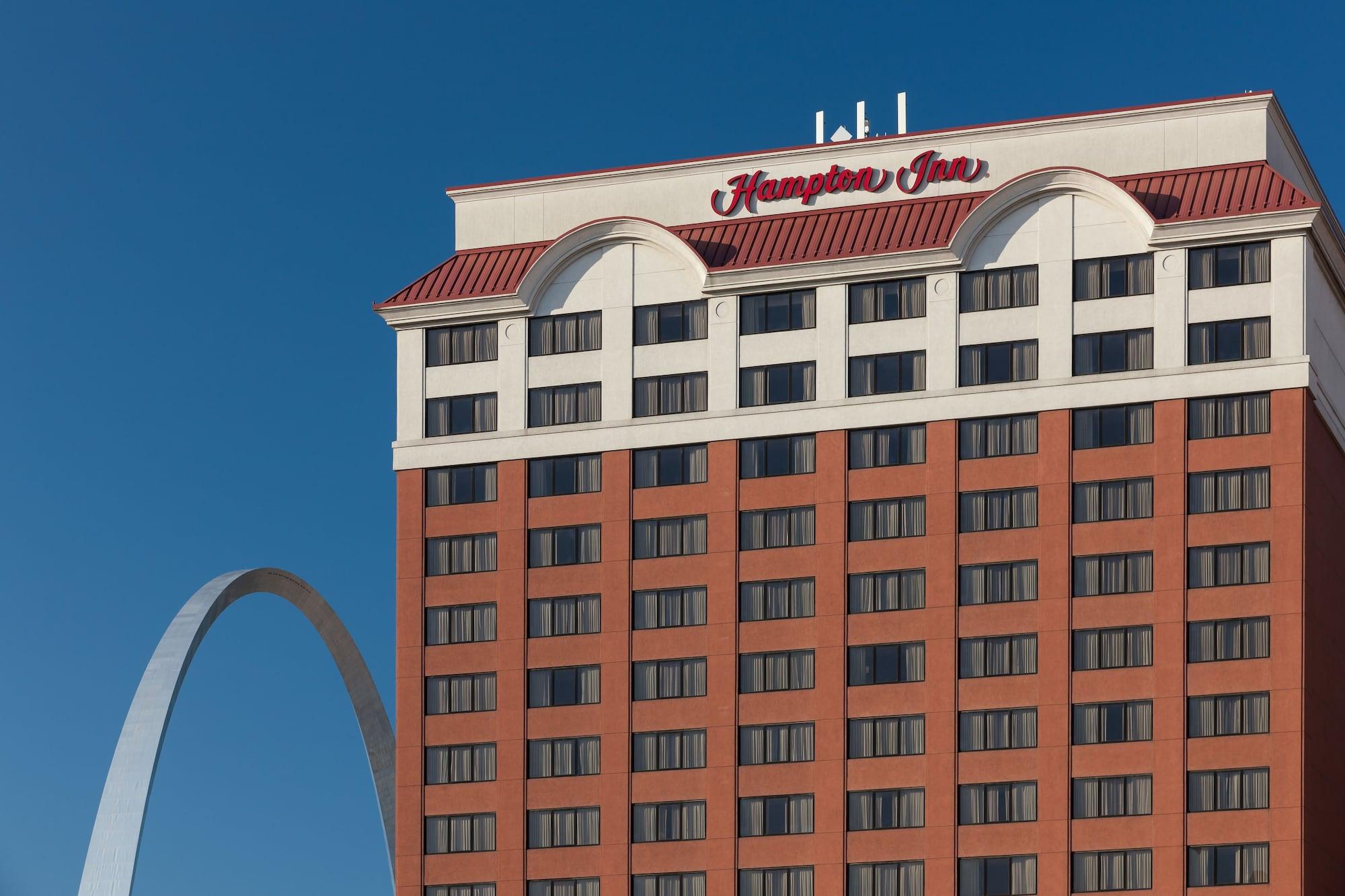 Hampton St Louis- At The Arch 3*