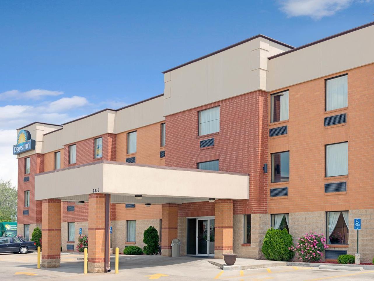 Days By Wyndham Downtown Hotel Saint Louis