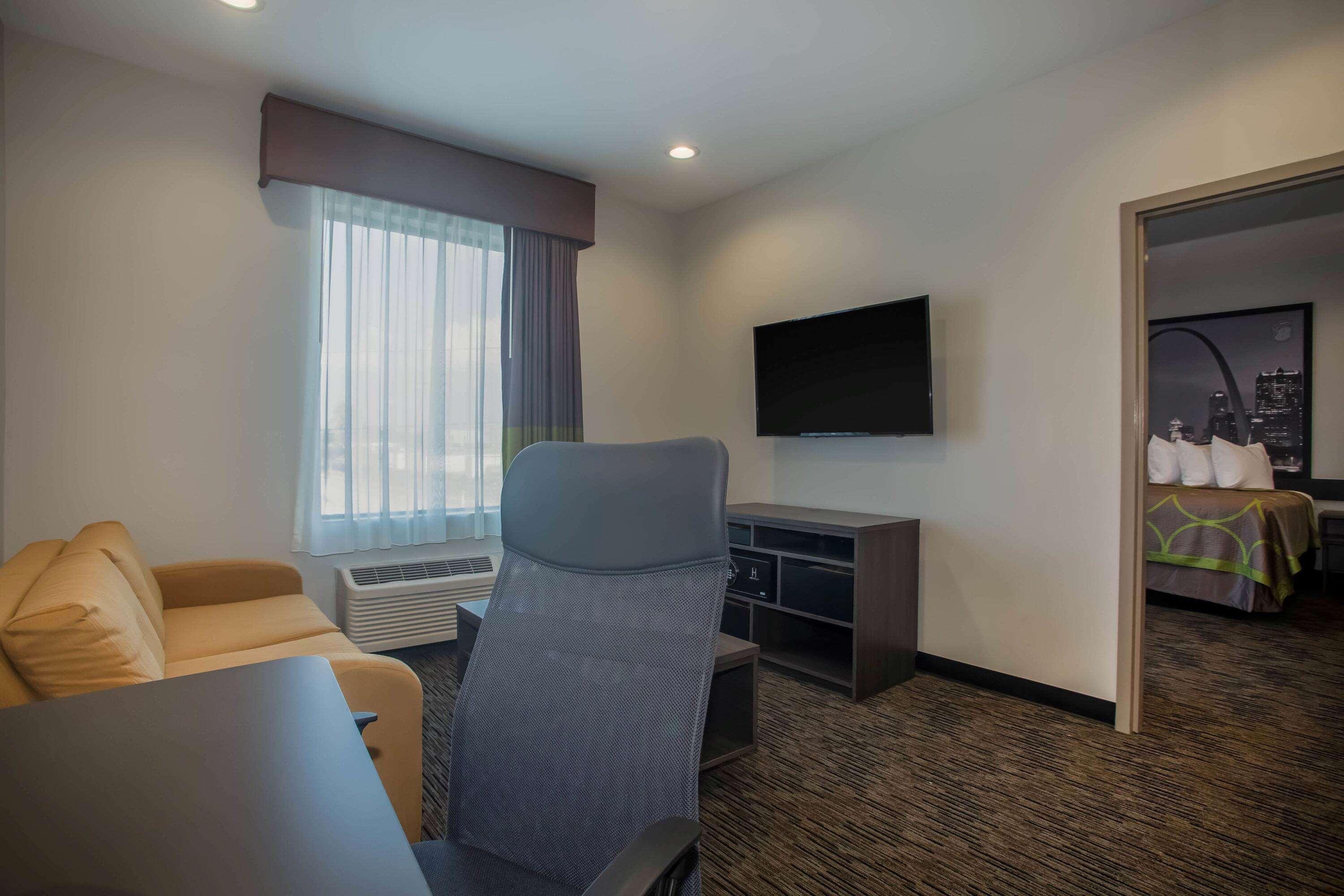 Super 8 By Wyndham North Hotel Saint Louis
