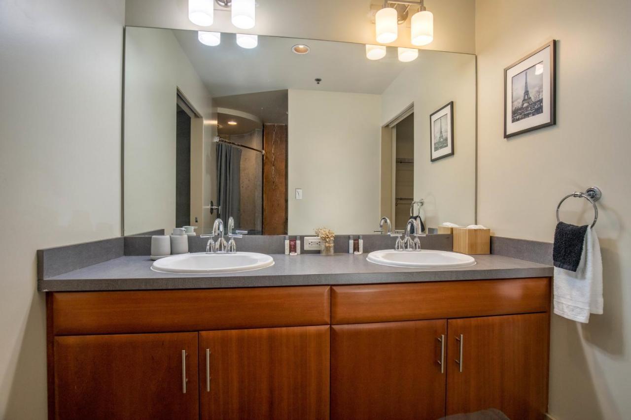 Apartment Frontdesk Open 2 Bedroom Apt Near Busch Stadium *