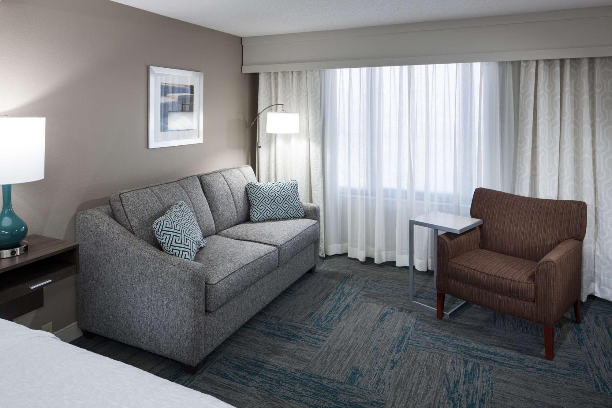 Hampton St Louis- At The Arch Hotel 3*