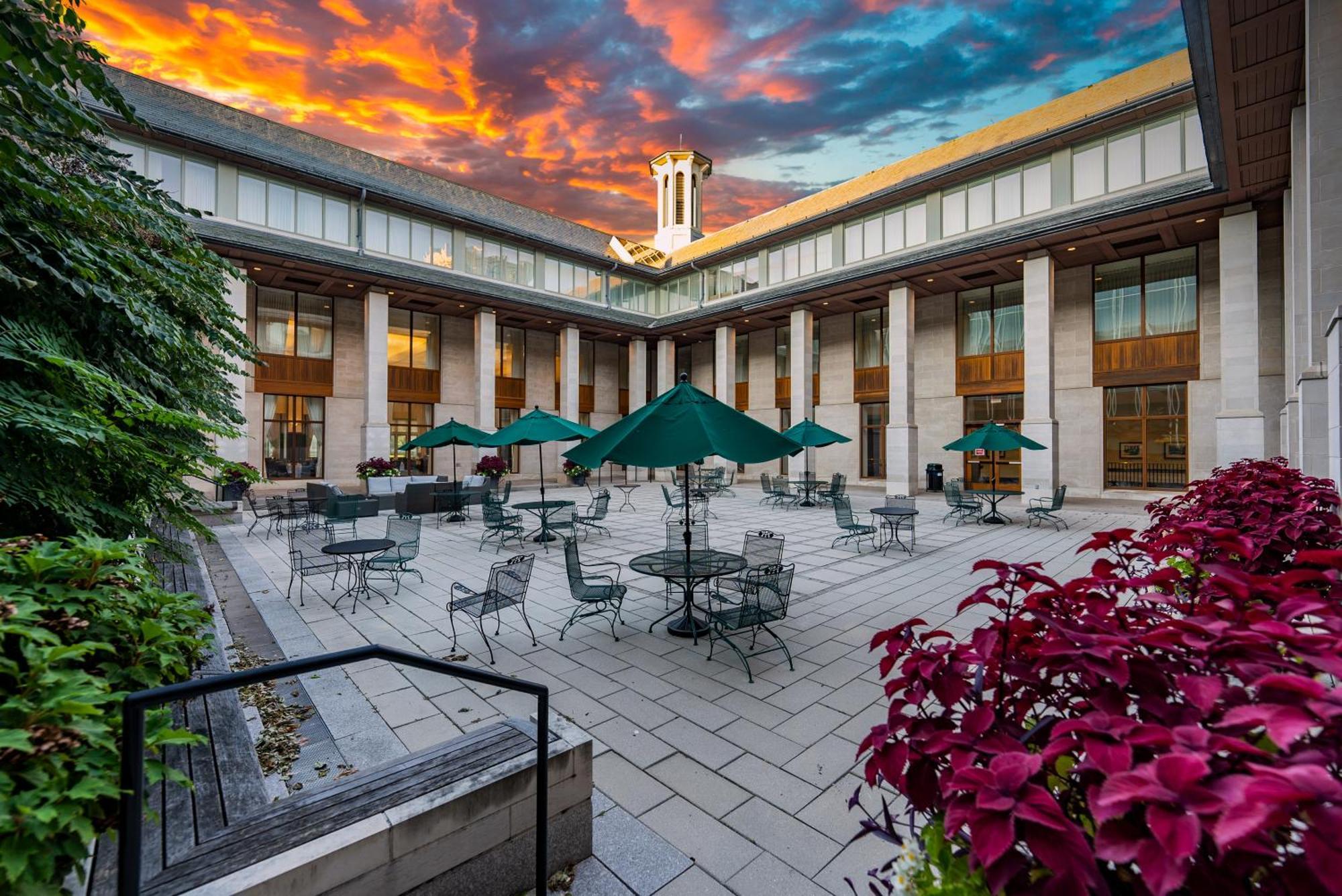 The Knight Center At Washington Hotel