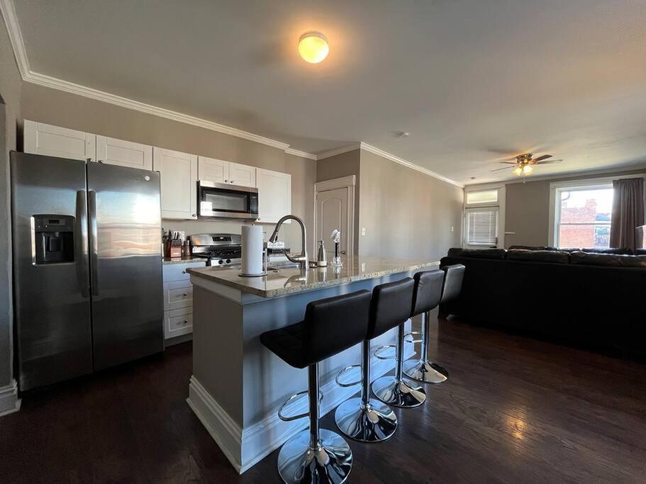 Cozy 2br-1ba Backyard & King Bed Apartment *