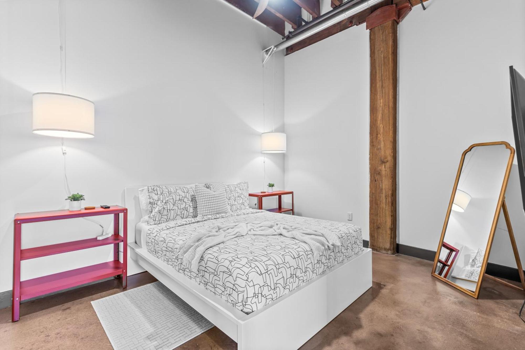 2br Loft-parking-gym-roof Deck-3m Apartment