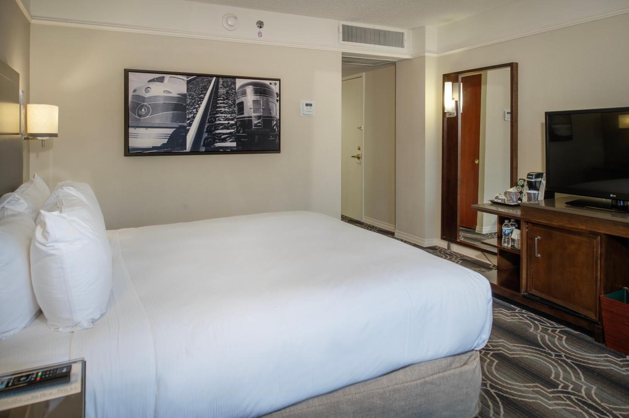 Hotel Union Station Hotel, Curio Collection By Hilton Saint Louis