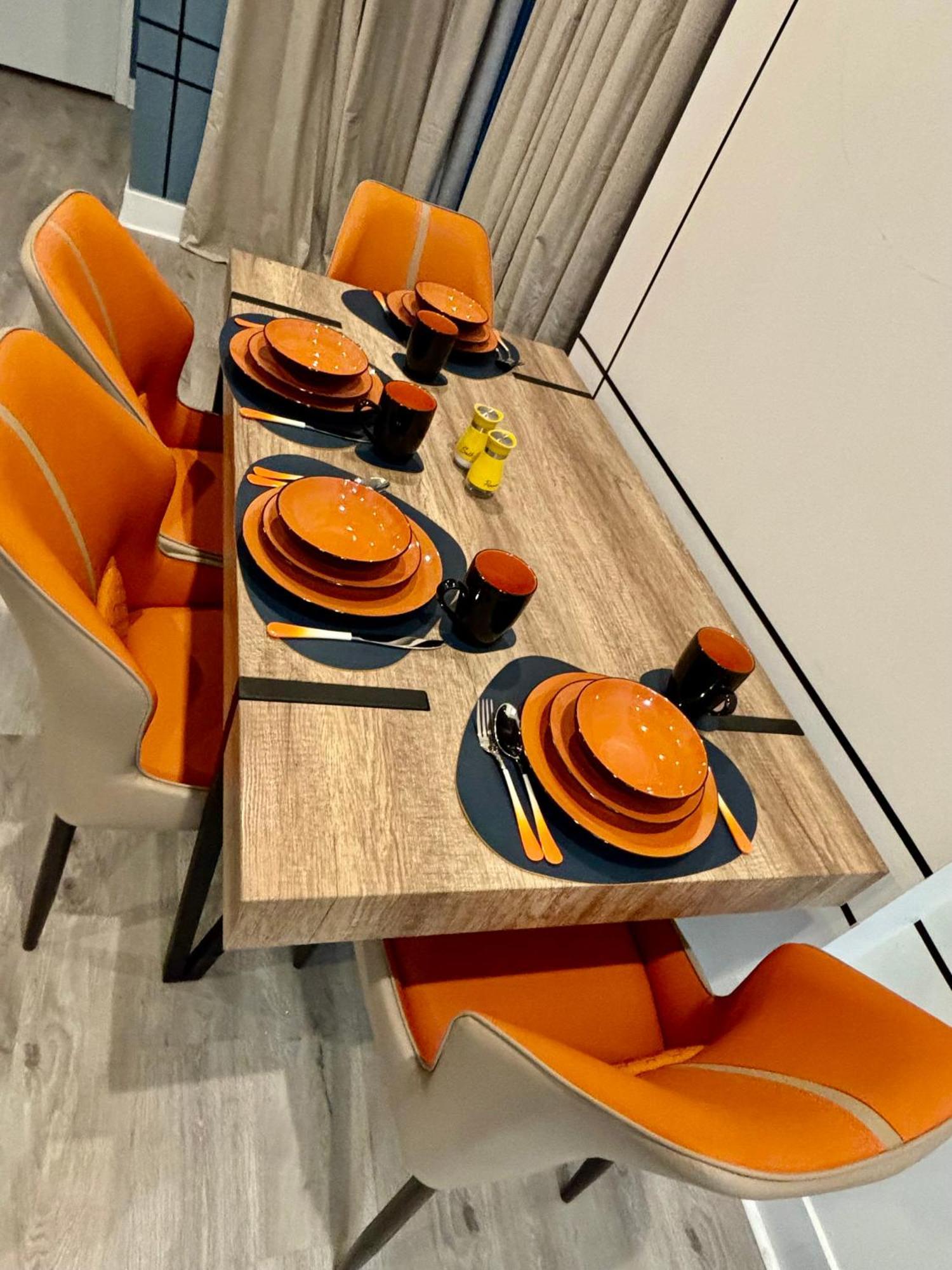 Beautiful Modern Muse With Need Within And Around Apartment Saint Louis