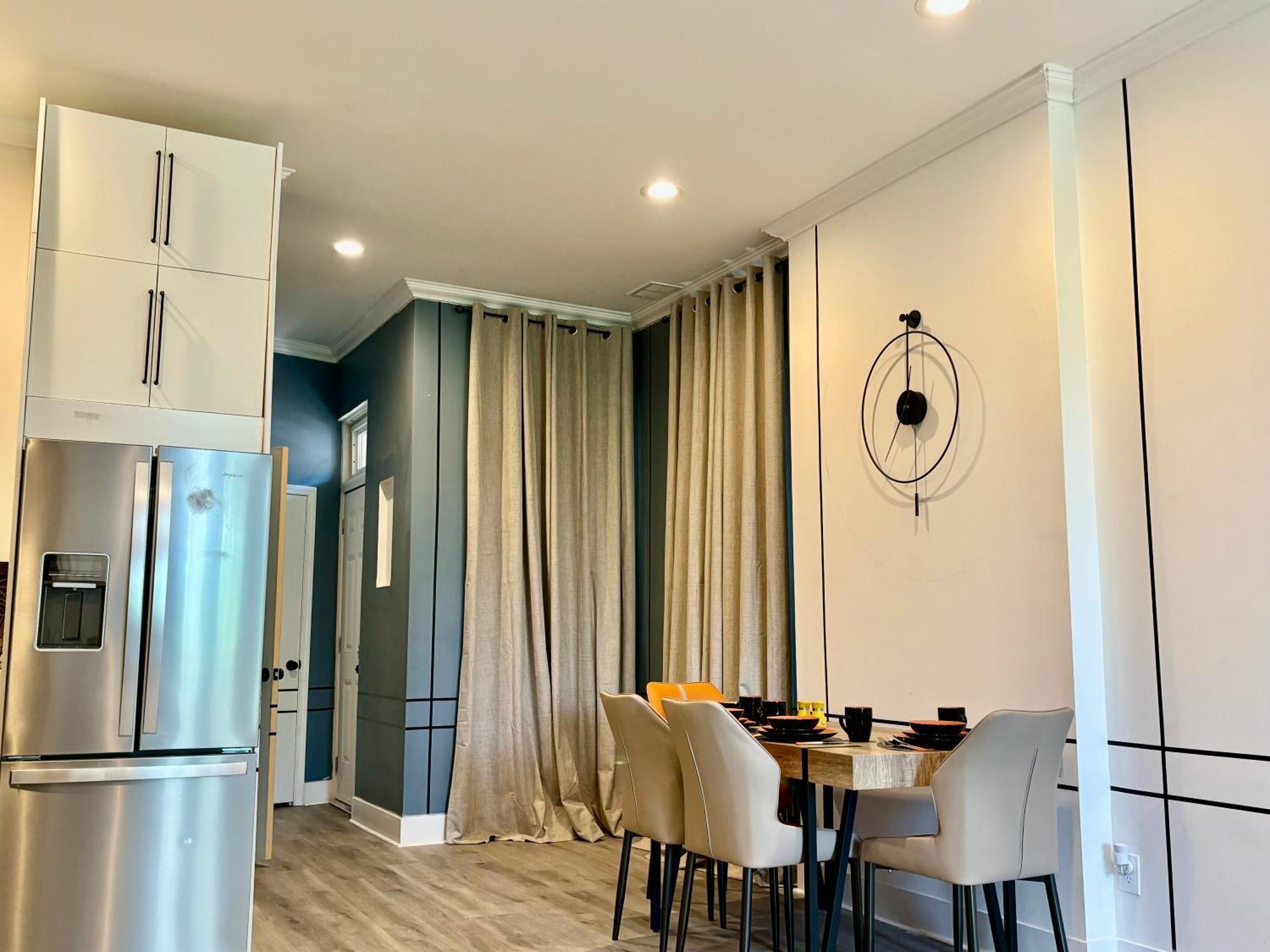 Beautiful Modern Muse With Need Within And Around Apartment