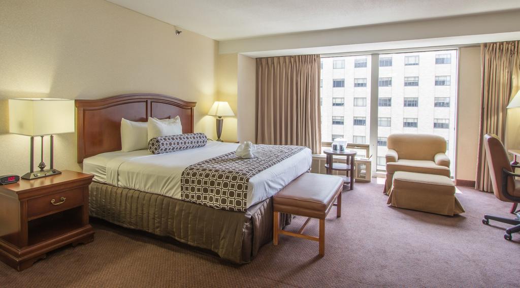 Place Downtown 3*