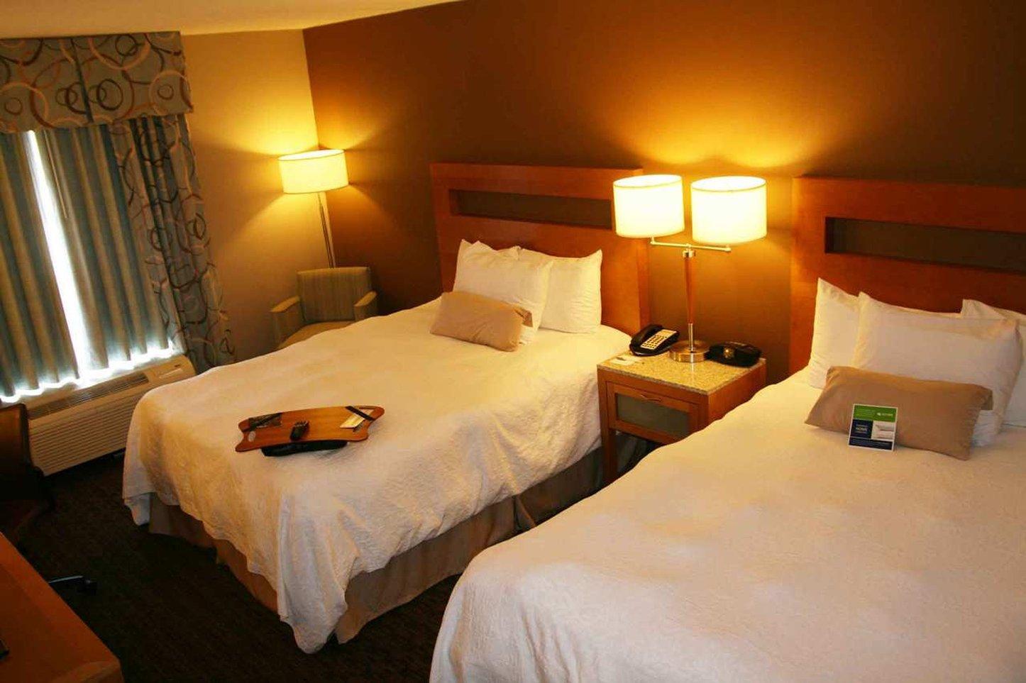 Hampton & At Forest Park Hotel 3*