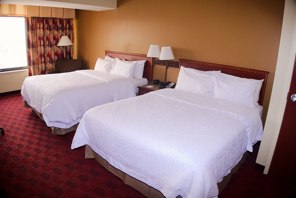 Hampton St Louis- At The Arch Hotel 3*