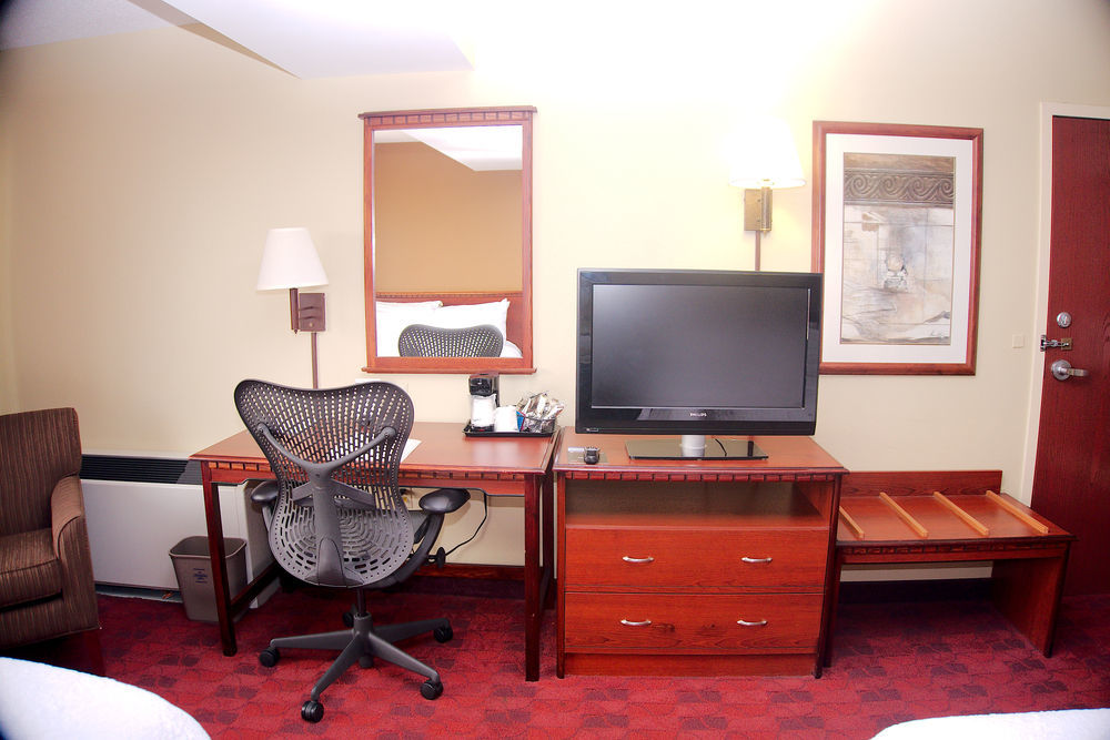 Hampton St Louis- At The Arch Hotel Saint Louis