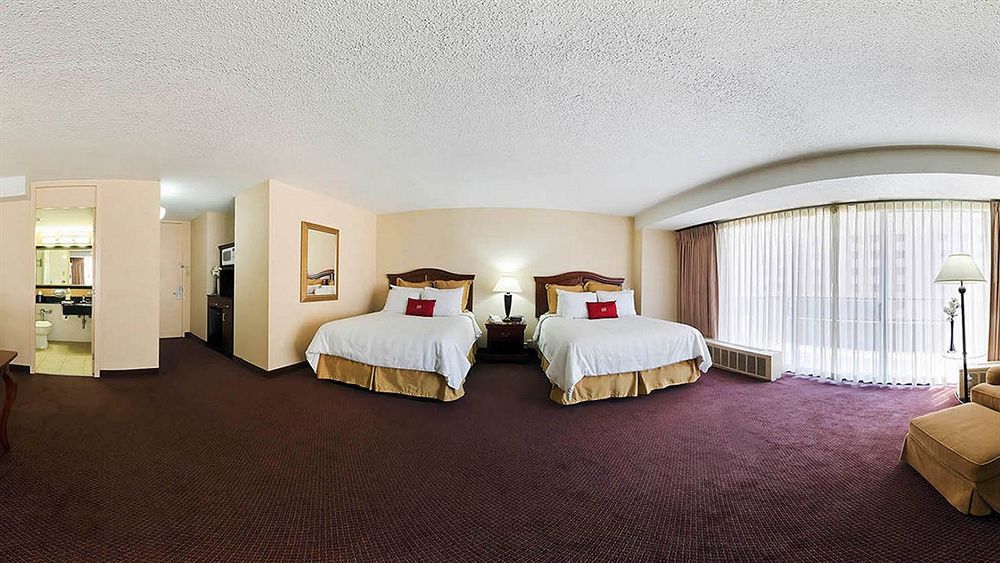 Place Downtown Hotel