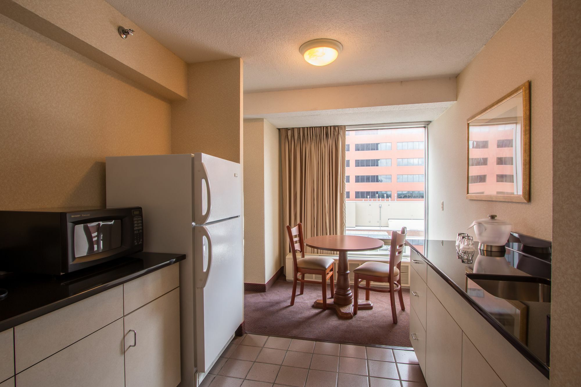 Place Downtown Hotel 3*