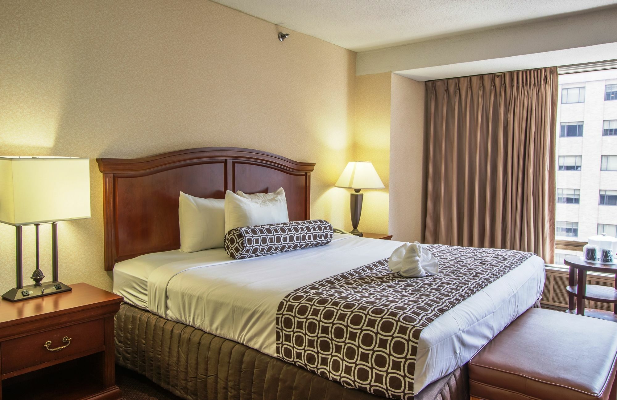 Place Downtown Hotel 3*