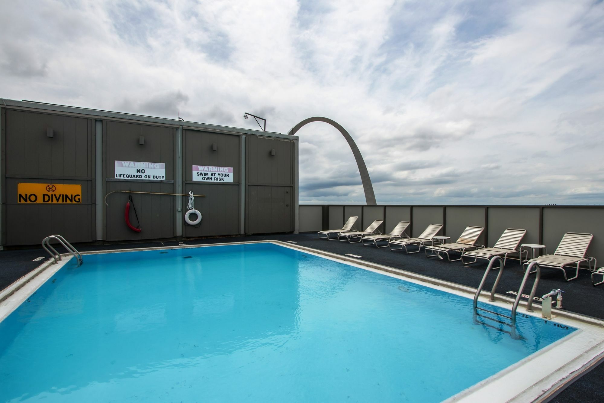 Place Downtown Hotel