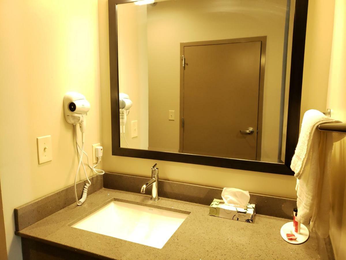 Super 8 By Wyndham North Hotel 2*