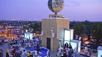 The Moonrise 4*